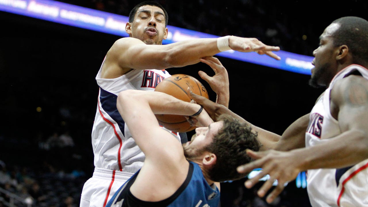 Korver leads Hawks past Love, Timberwolves 120-113